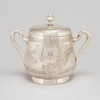 A parcel-gilt russian silver sugar bowl, Moscow 1895.