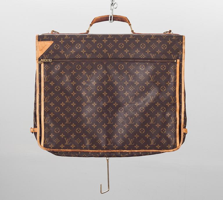 RESEGARDEROB, "Garment bag" Louis vuitton.