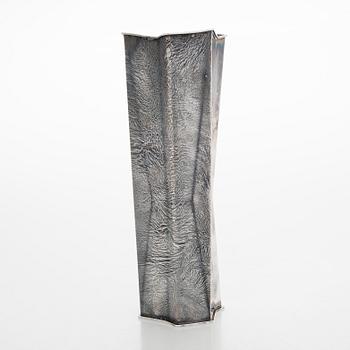 Tapio Wirkkala, a silver vase "TW 226", Kultakeskus, Hämeenlinna 1978.