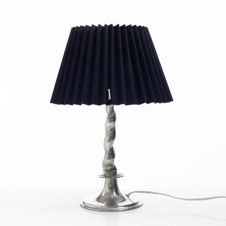 Harald Notini, a table lamp model 6891, Arvid Böhlmarks Lampfabrik, Stockholm, 1920s.
