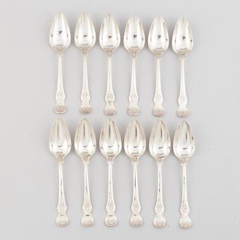 Matskedar, 12 st, silver, modell "Engelsk Snäck", Nils Julihn, Karlshamn 1844.