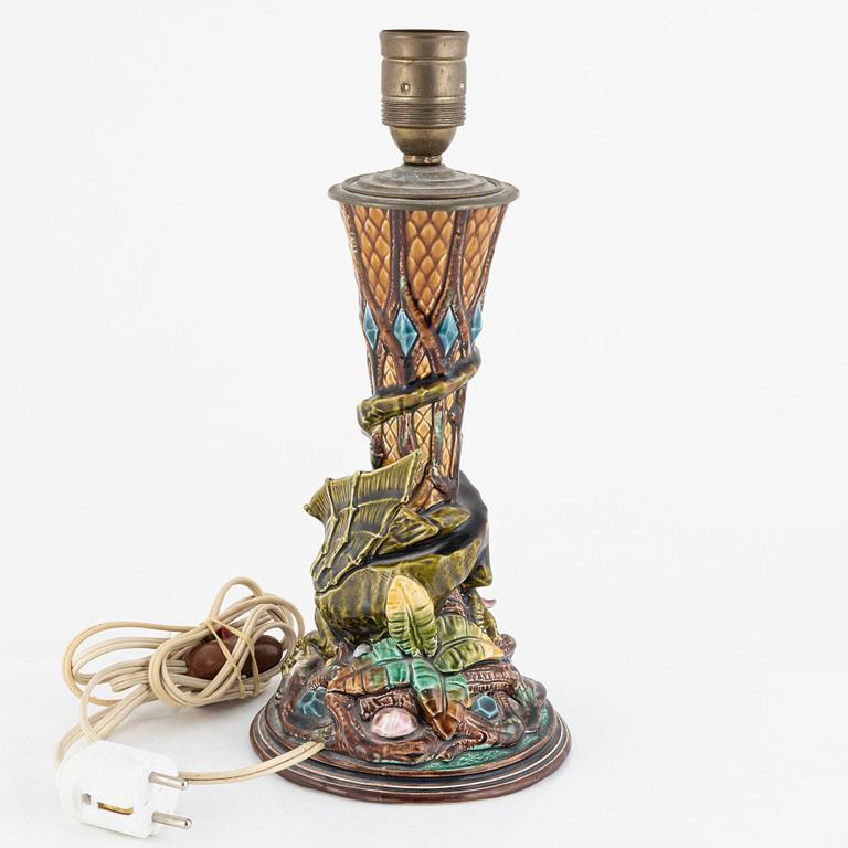 Rörstrand, bordslampa, majolika omkring år 1900.