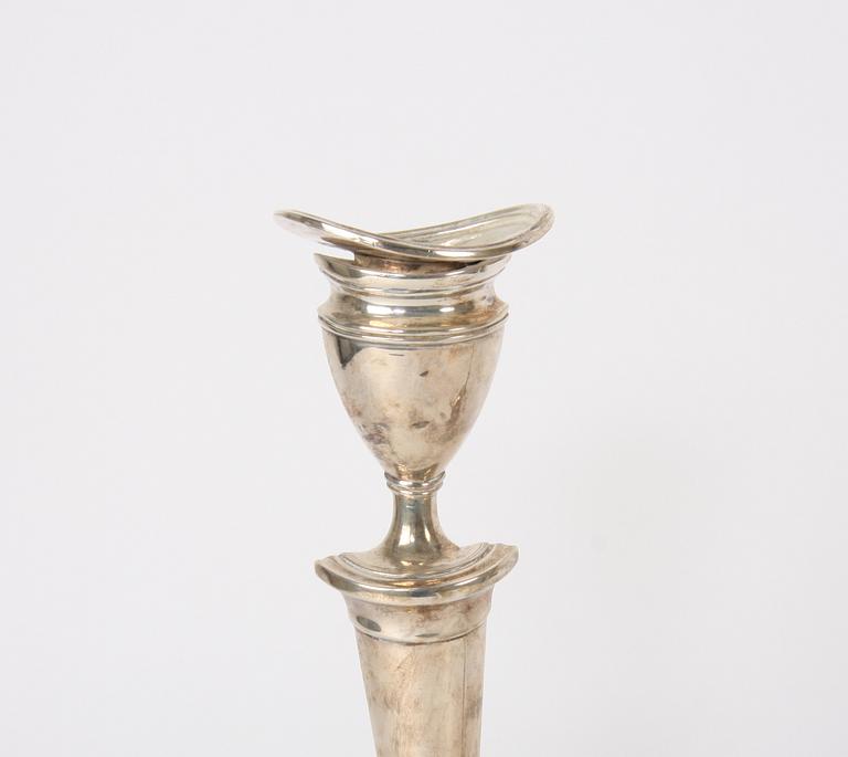 LJUSSTAKAR, ett par, silver, London tidigt 1900-tal.