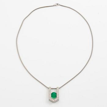 White gold necklace with pendant, 18K white gold set with brilliant-cut diamonds and emerald.