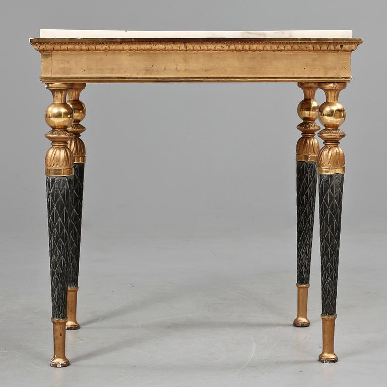 KONSOLBORD, sengustavianskt, tidigt 1800-tal.