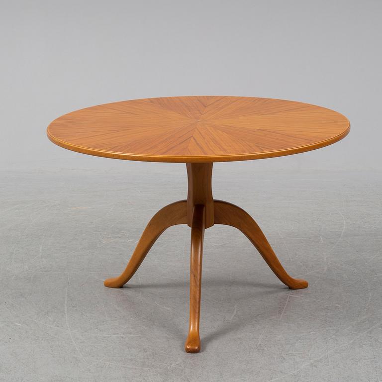 CARL MALMSTEN, a 'Berg' coffee table.