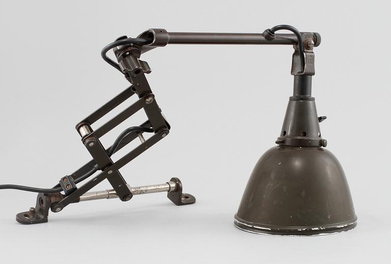 VÄGGLAMPA, Curt Fischer, Midgard, 1900-talets första hälft.