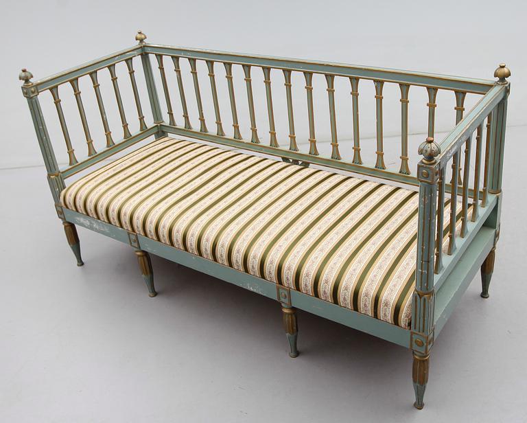 SOFFA, gustaviansk stil, 1900-talets första hälft.