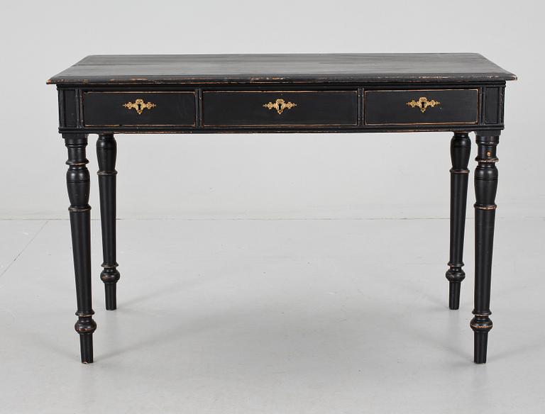 SKRIVBORD, nyrenässans, 1800-talets slut.