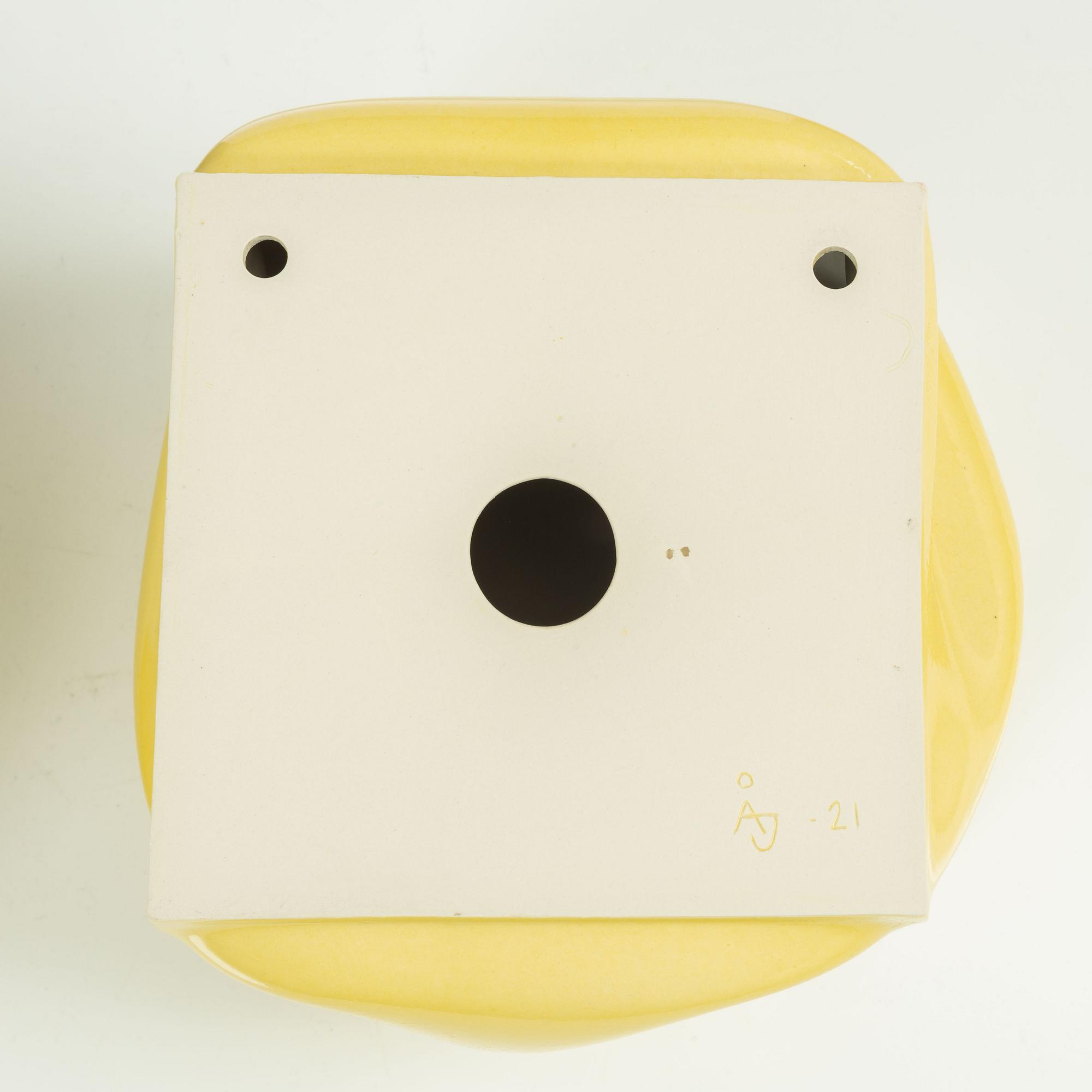 Åsa Johansson, skulpturer, 2 st "Sunny Day, Sunny Cubes", 2021.