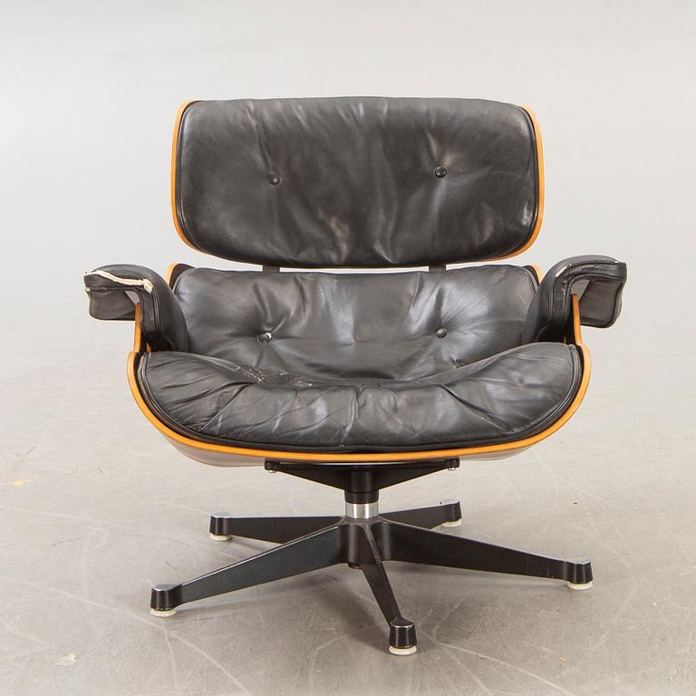 Charles and Ray Eames,  "Lounge Chair", enligt uppgift licenstillverkad för Nordiska Kompaniet, 1960-tal.