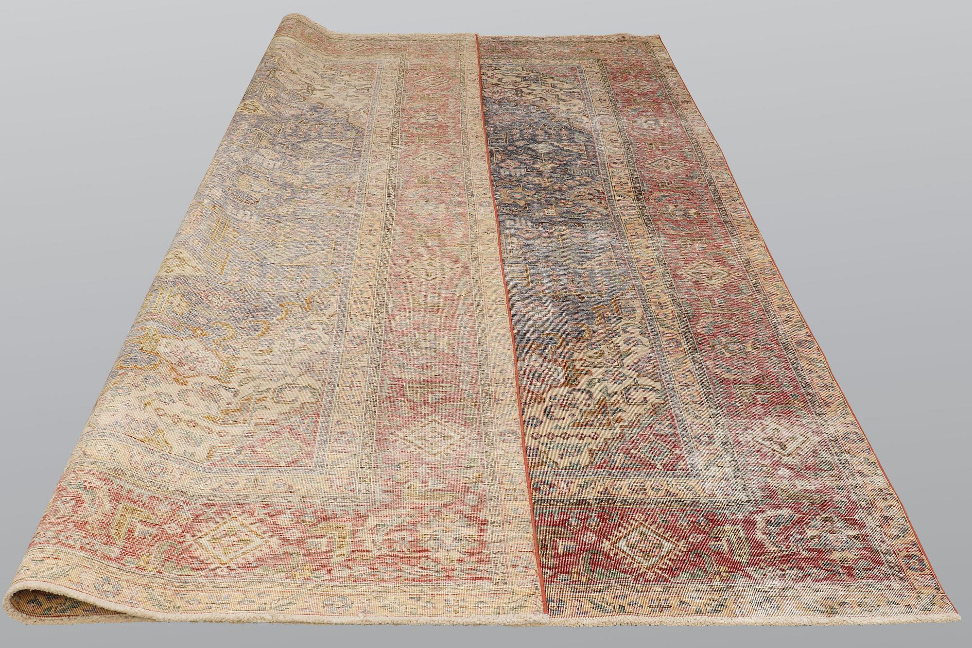 Matto, Oriental, ca 378 x 283 cm.