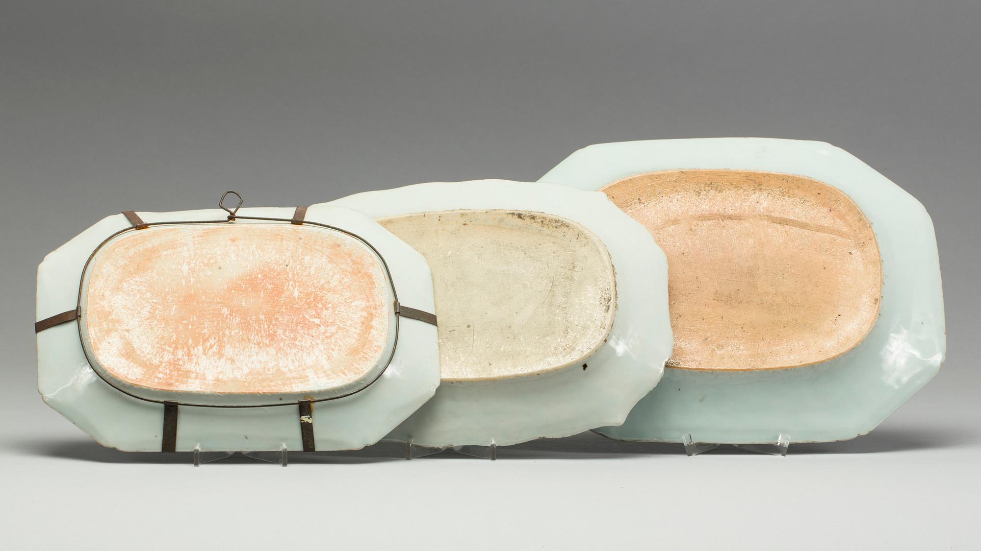 SERVERINGSFAT, 3 st, porslin, Kina Qianlong(1736-1795).