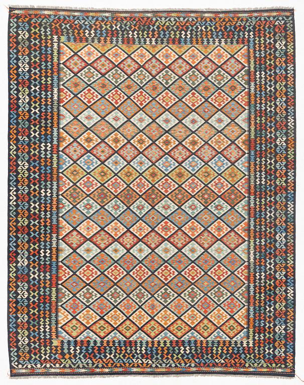 A kilim carpet, circa 396 x 310 cm.