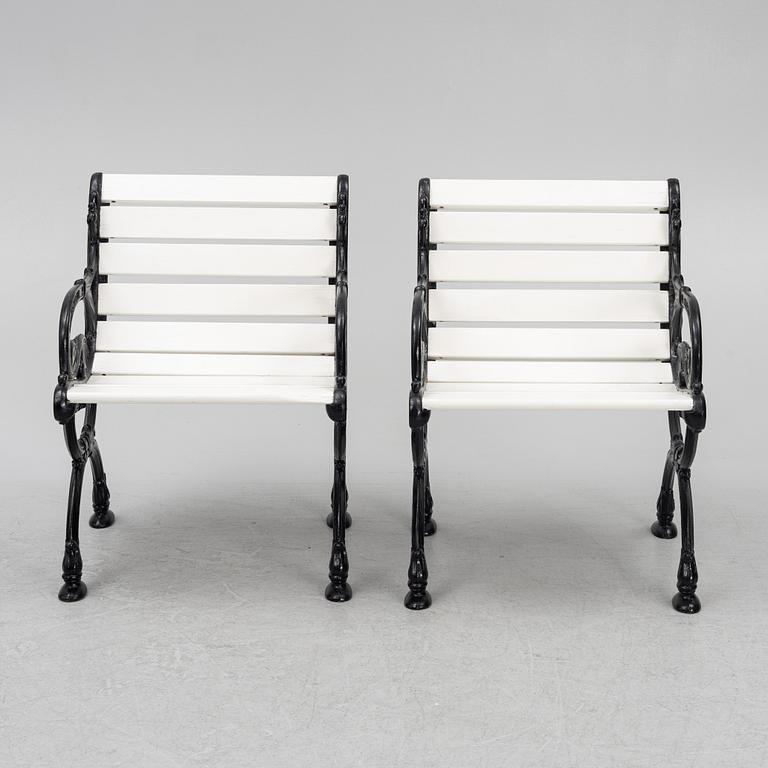 Trädgårdsstolar, ett par, Byarum, 1900-talets senare del.