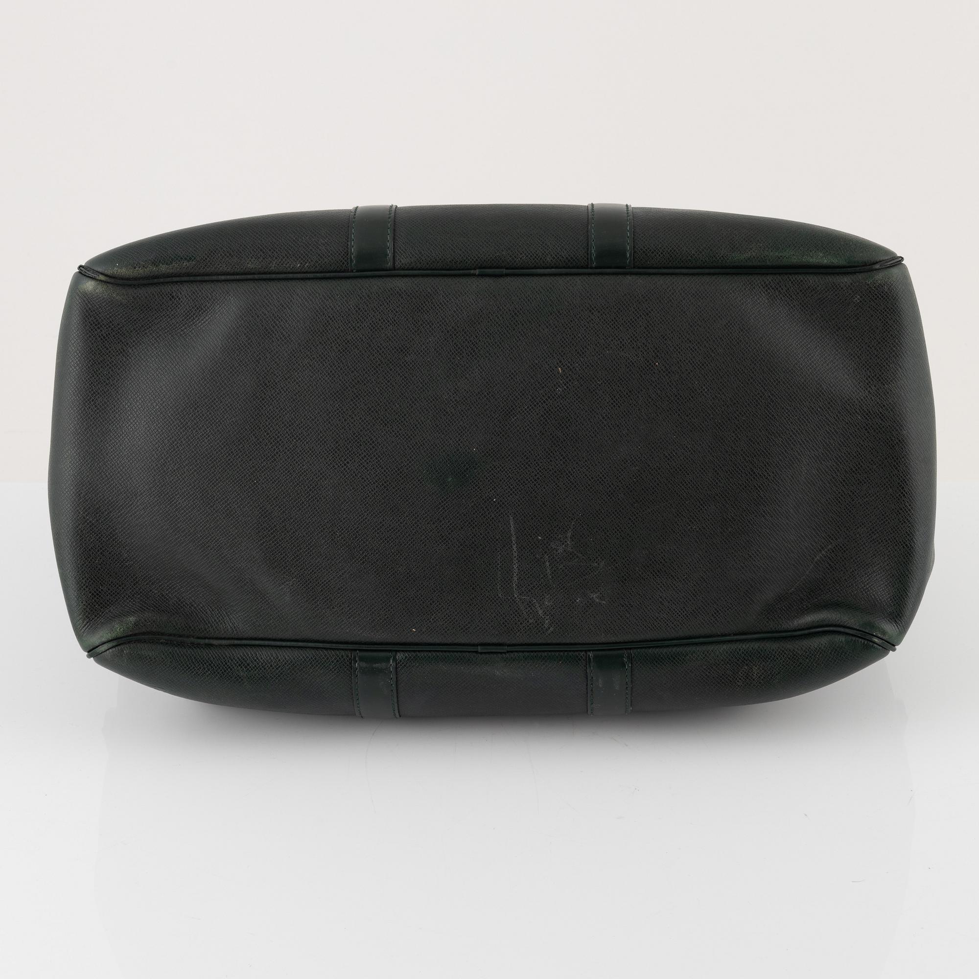 Louis Vuitton, weekend bag, "Taïga Kendall PM".