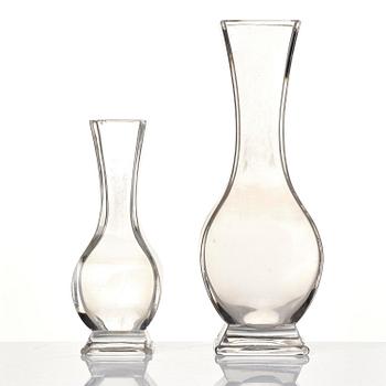 A set of two Chinese Beijing glass vases, Qing dynasty.