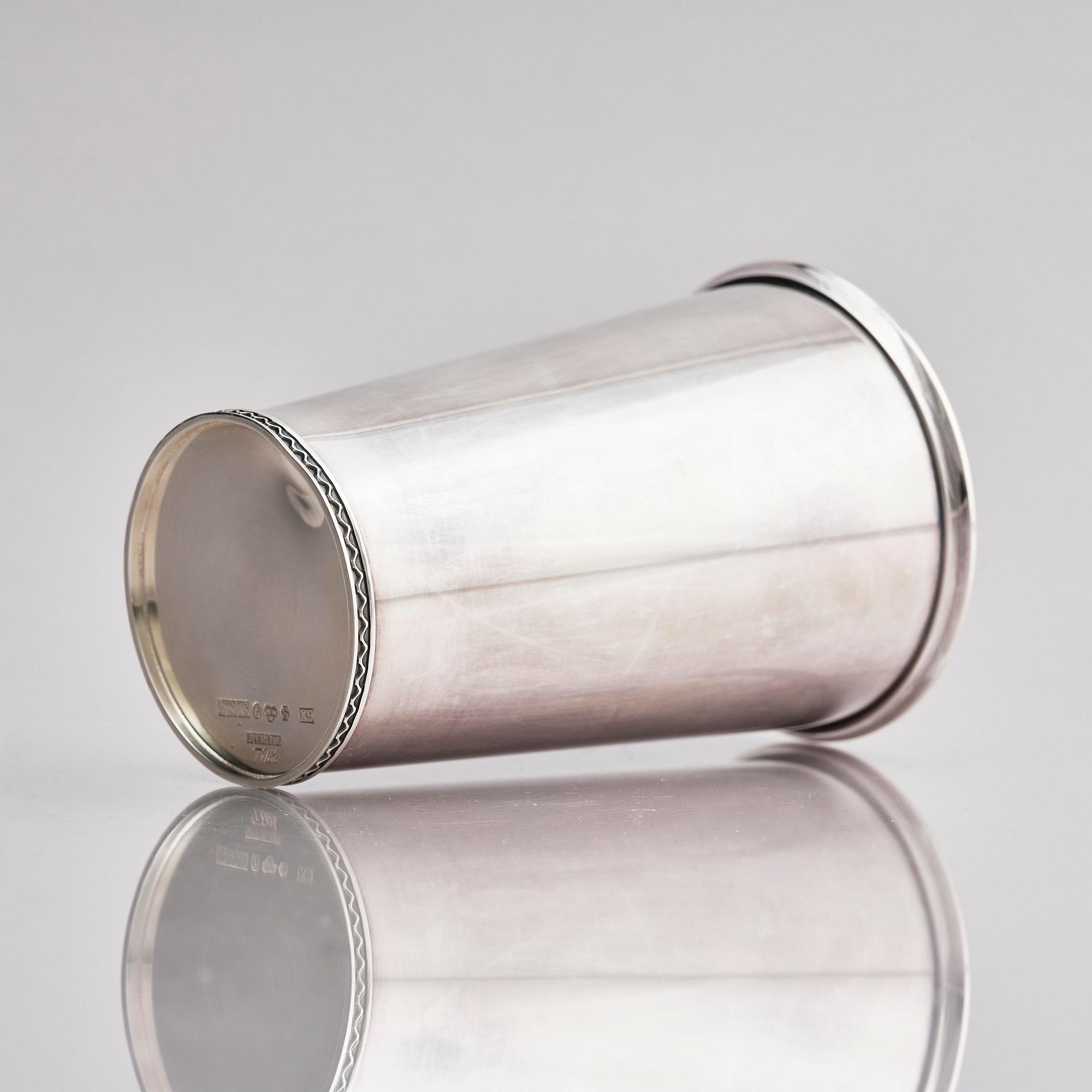 A sterling silver beaker, mark of Tore Eldh, Ceson, Gothenburg, Sweden 1972.