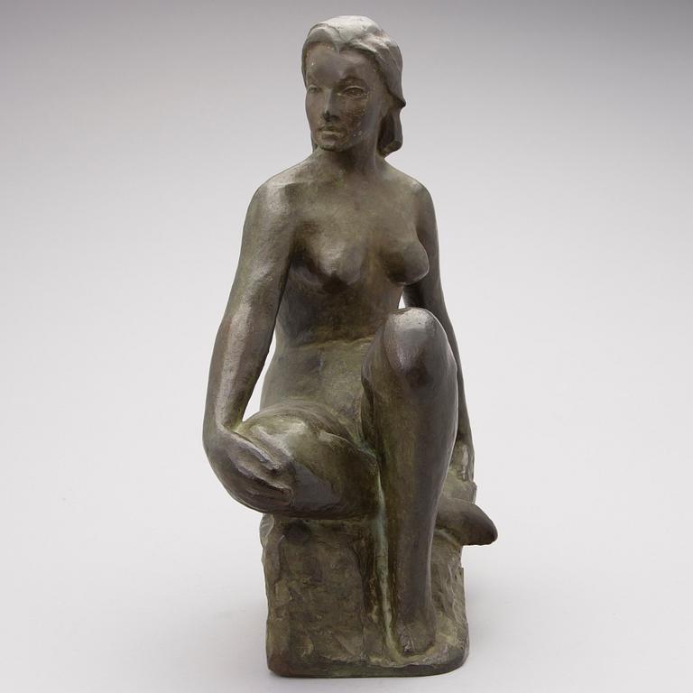 SEATED LADY.