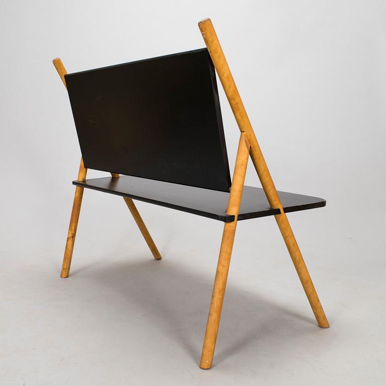 Yrjö Wiherheimo & Rudi Merz, soffa, "Pinna" för Korkeakoski OY, 1900-talets slut.