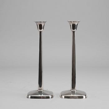 A PAIR OF SILVER CANDLESTICKS BY SA GILLGREN.