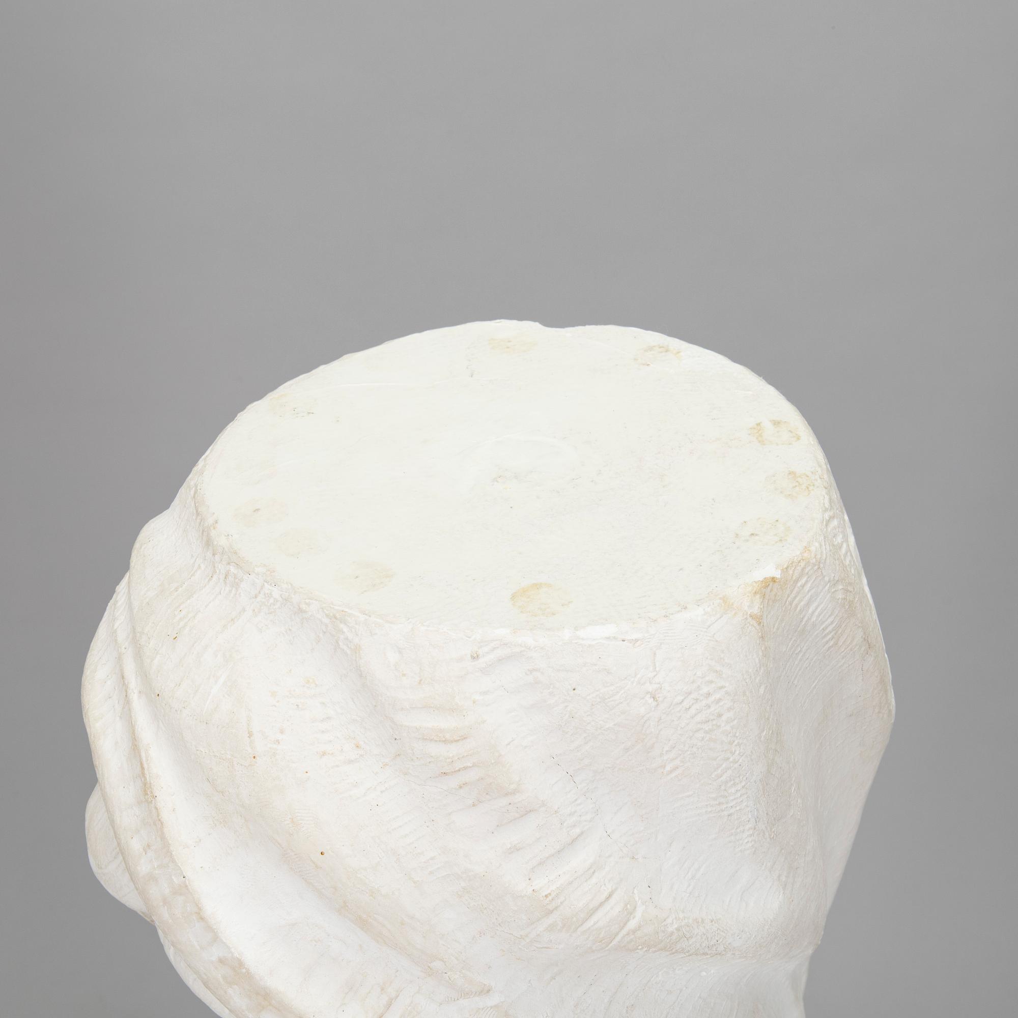 Matti Haupt, Seisova poika.