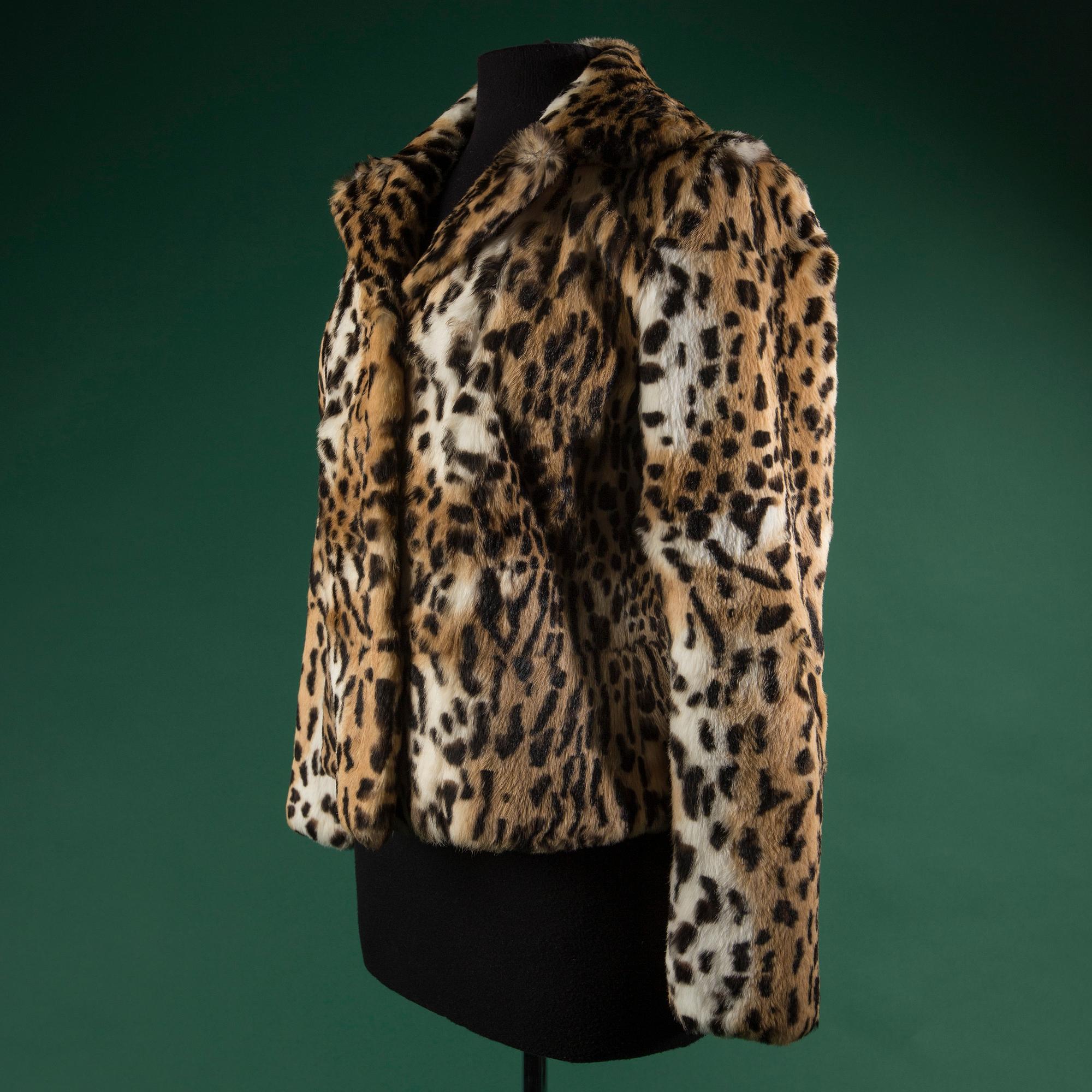 A jacket by THES & THES, in size 46(IT).