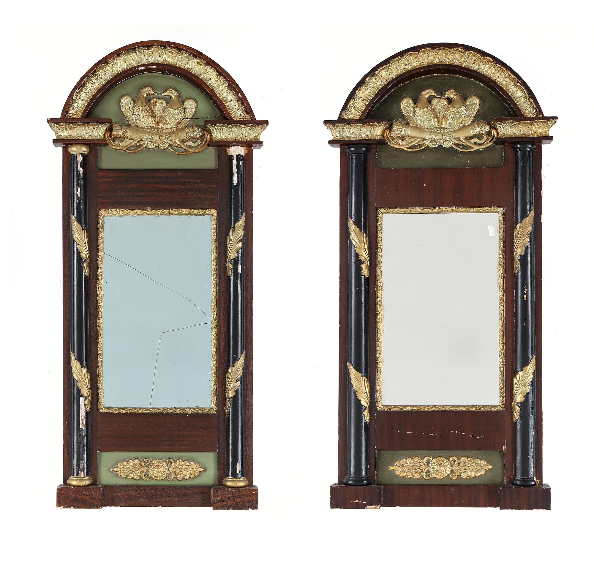 SPEGLAR, ett par, senempire, omkr 1800-talets mitt.