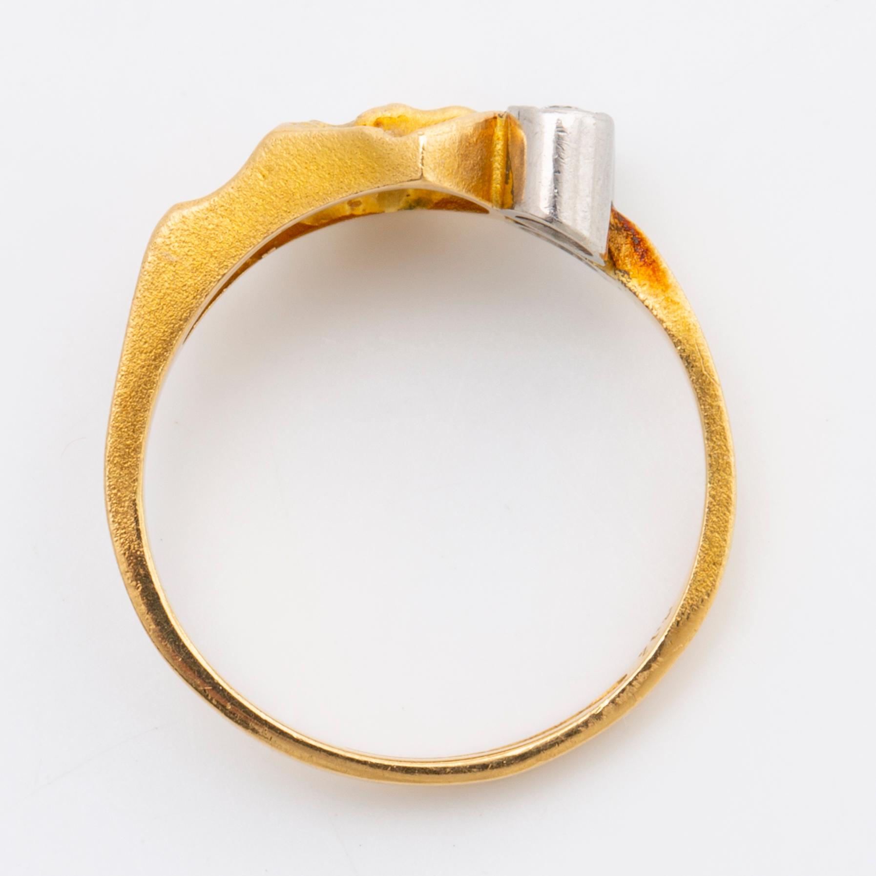 LAPPONIA RING 18K gold w 2 brilliant-cut diamonds 0,04 ct in total inscribed, Finland 1997, original dustbag.