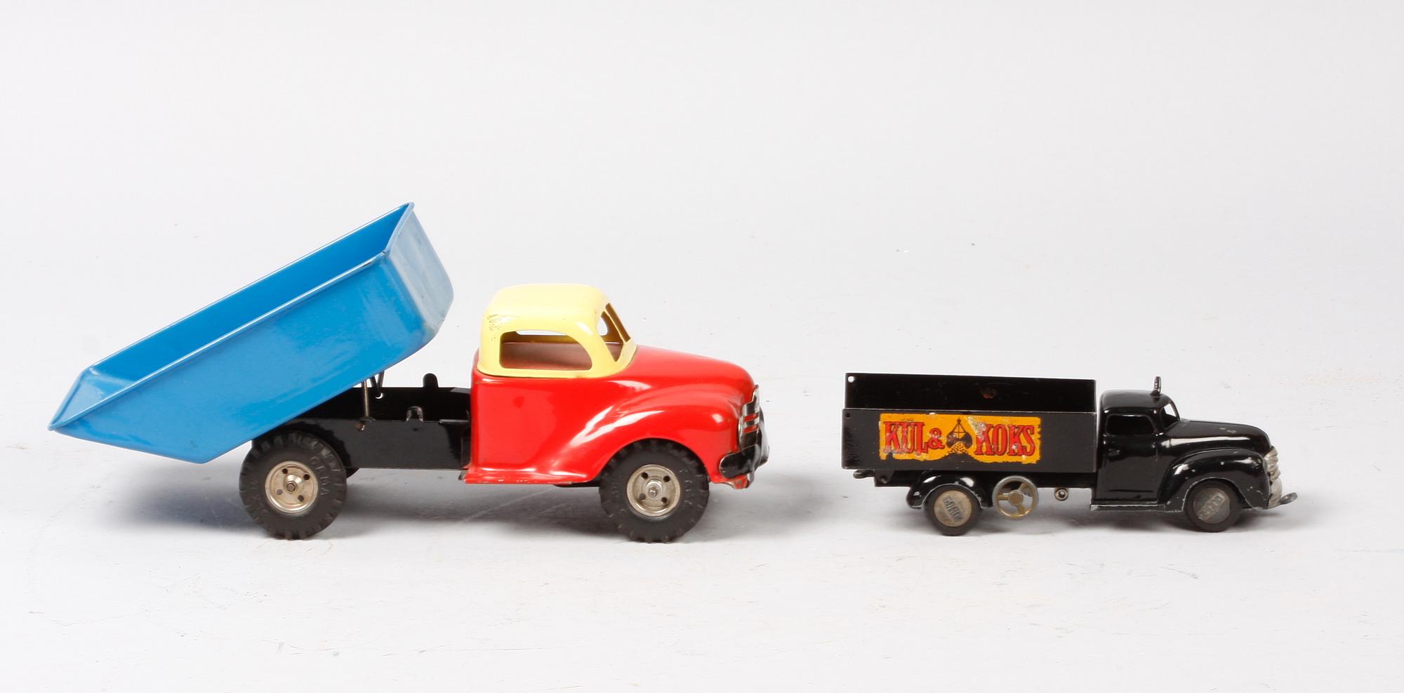 LEKSAKSBILAR, 2 st. Gama samt Tekno. 1950-tal.