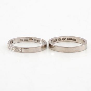 Alliance rings, a pair of 18K white gold with diamonds.