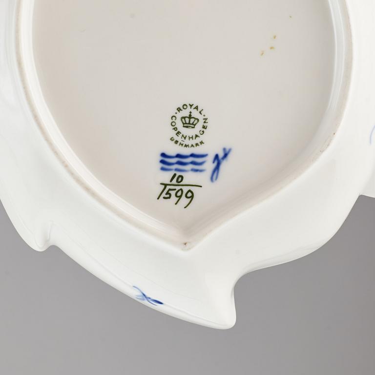 ROYAL COPENHAGEN, a 'Blå Blomst' part coffee and tea service, Denmark (62 pieces).