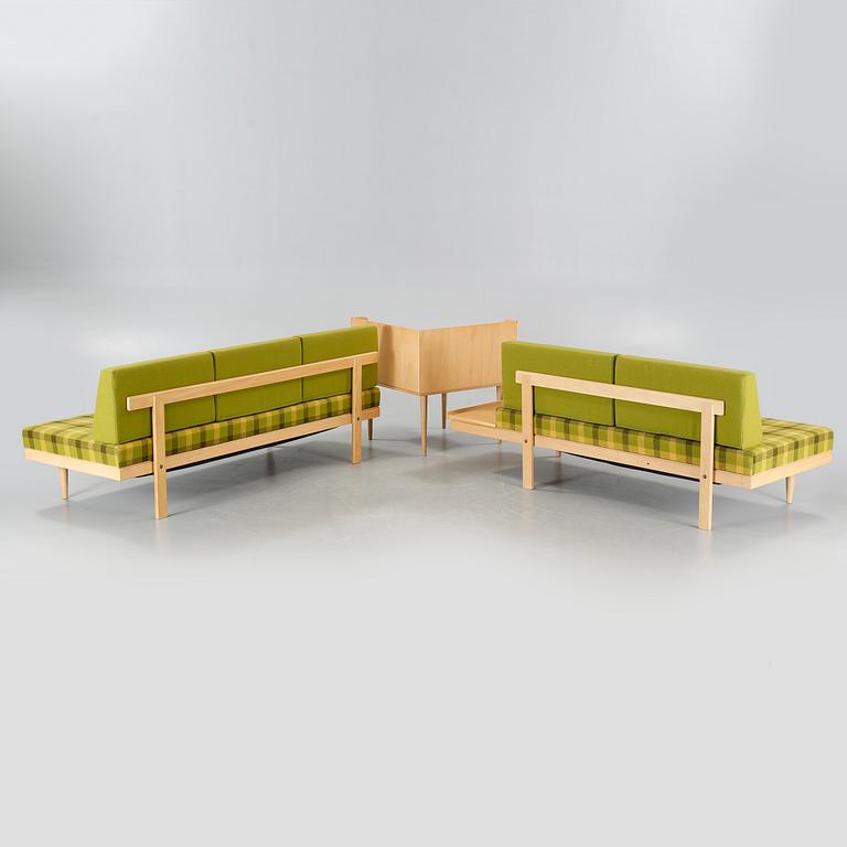 Two sofas and a coffee table by Ingmar Relling, "Svane", by Ekornes Fabrikker A/S, Norway, circa 1970.