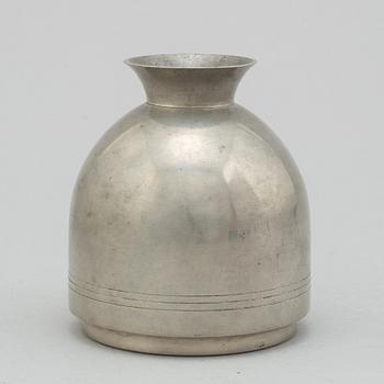 a 1936 GAB pewter vase.