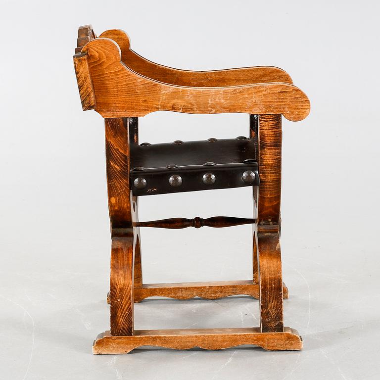 DANTESTOL, 1900-talets mitt.