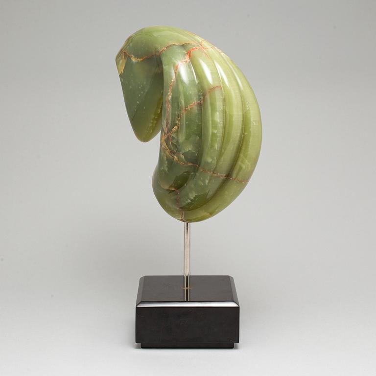 ANTHONY QUINN, sculpture, onyx, signed A. Quinn.