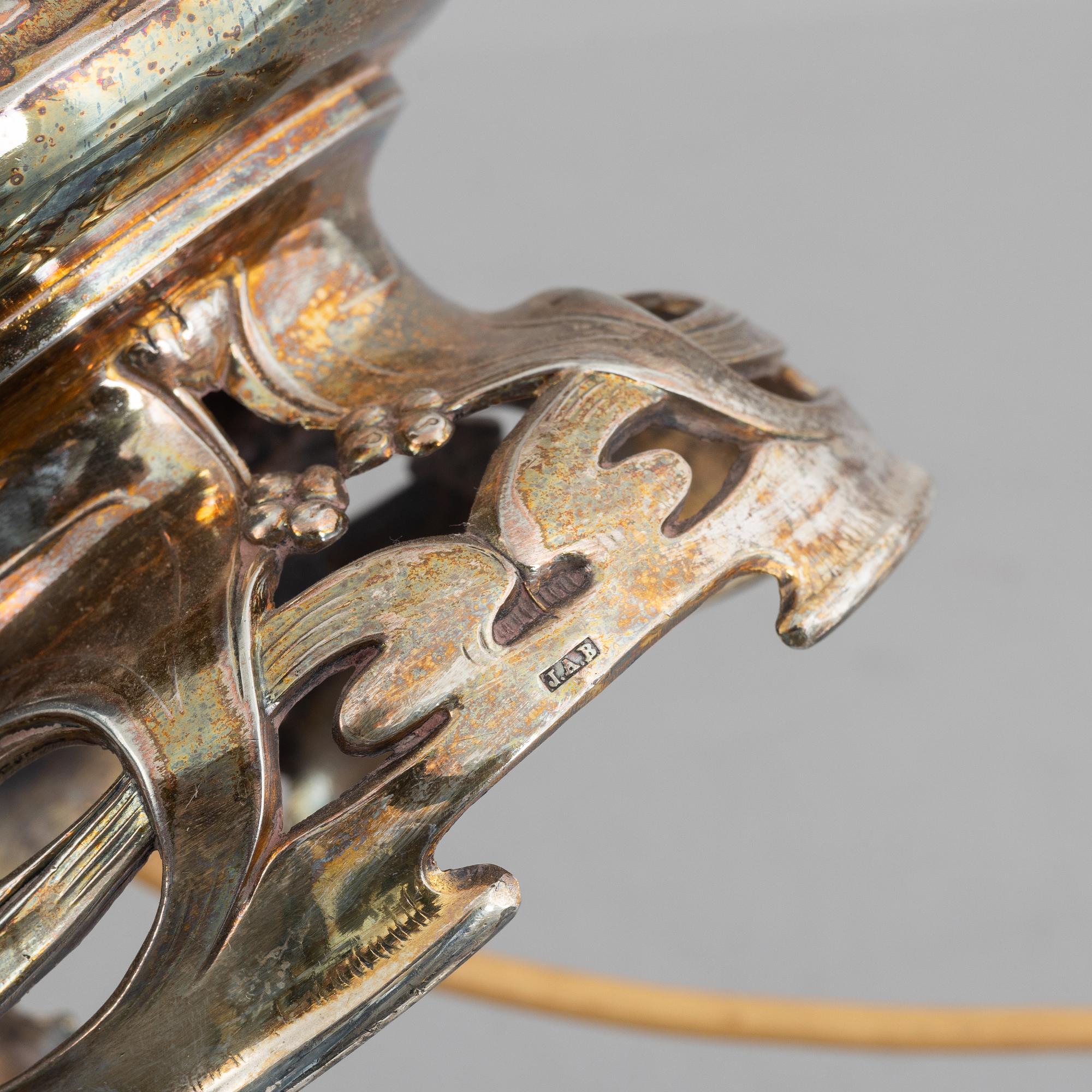 Bordslampa, nysilver, jugend, 1900-talets början.