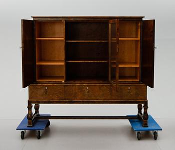 SKÅP, art déco, 1900-talets första hälft.