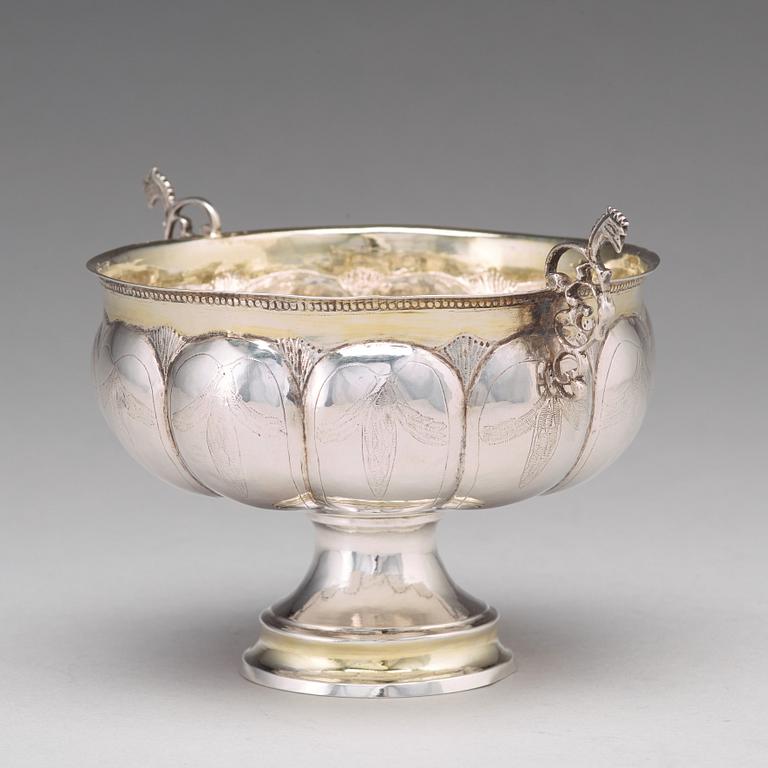 Olof Grubb, brännvinsskål, silver Hudiksvall 1800.