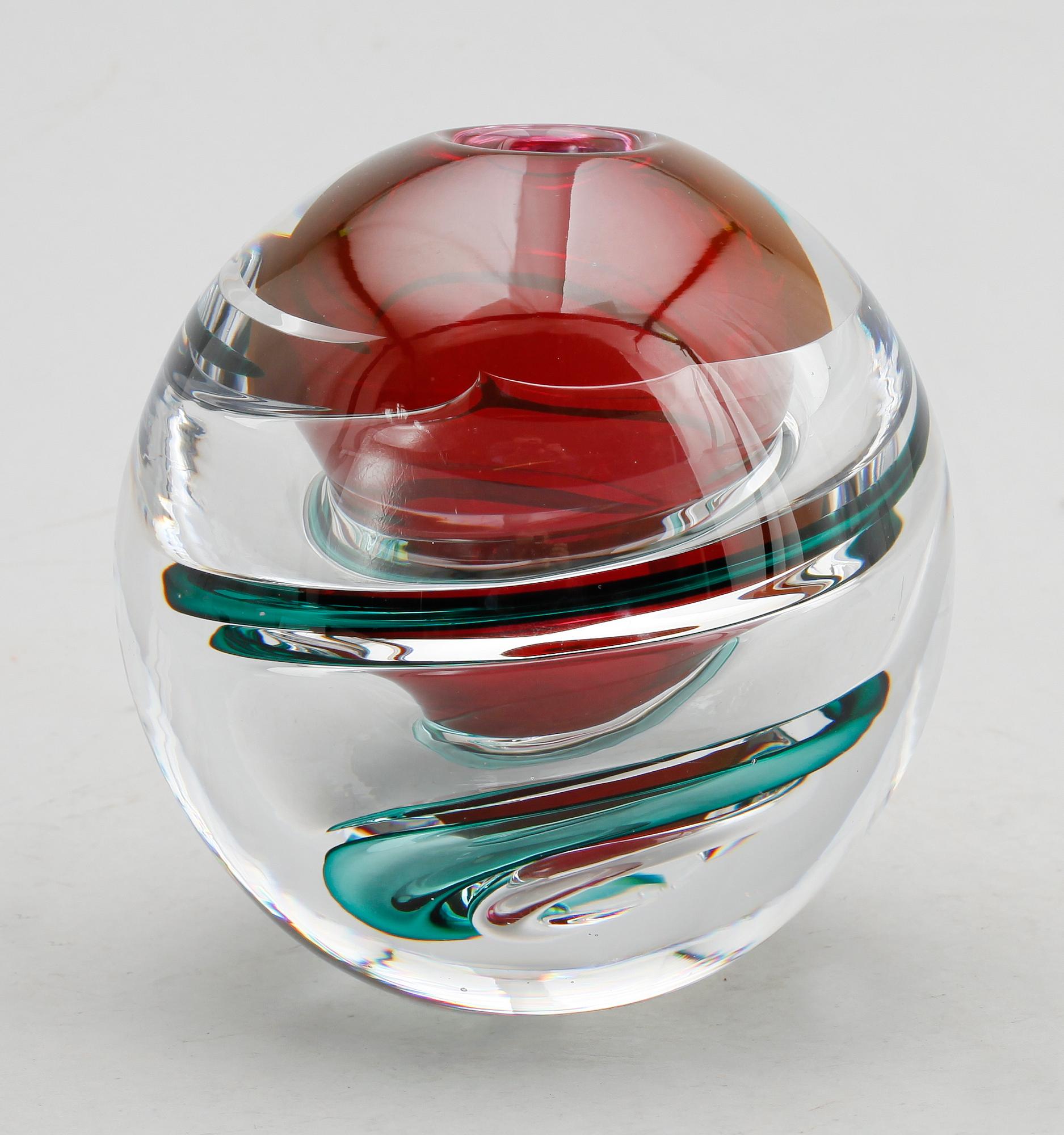 VAS, glas, Lars Hellsten, Orrefors, sign.