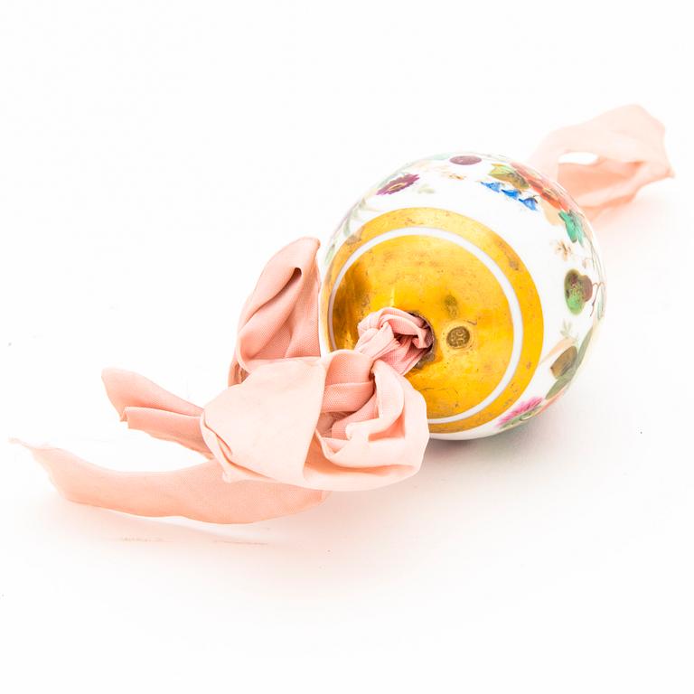 A Russian porcelain Easter egg, from the time of Nicholas I (1825–1855).