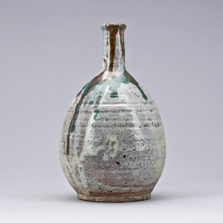 VAS, stengods. Asien, 1800-tal.