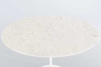 A TULIP TABLE BY EERO SAARINEN, Knoll International.