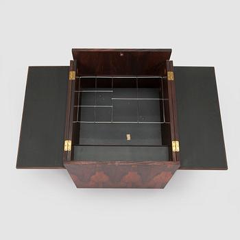 Baaripöytä, valmistaja Randers Møbelfabrik, Tanska 1960-luku.