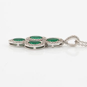 Pendant with navette-cut emeralds and brilliant-cut diamonds, with chain.