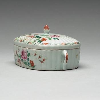 A famille rose tureen with cover, Qing dynasty, Qianlong (1736-95).