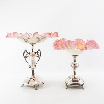 Pair of essay bowls, 2 pcs, circa 1900, silver plate and glass.