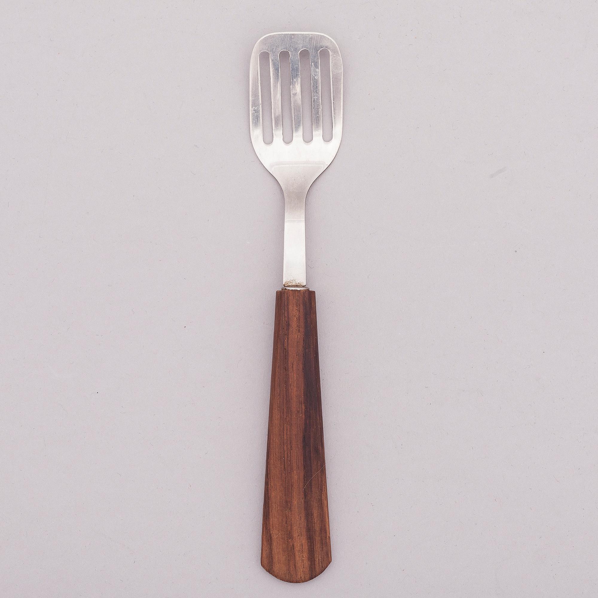 BERTEL GARDBERG, ATERINSARJA, 25 osaa, "Triennale", Fiskars. Muotoiltu 1956-57.