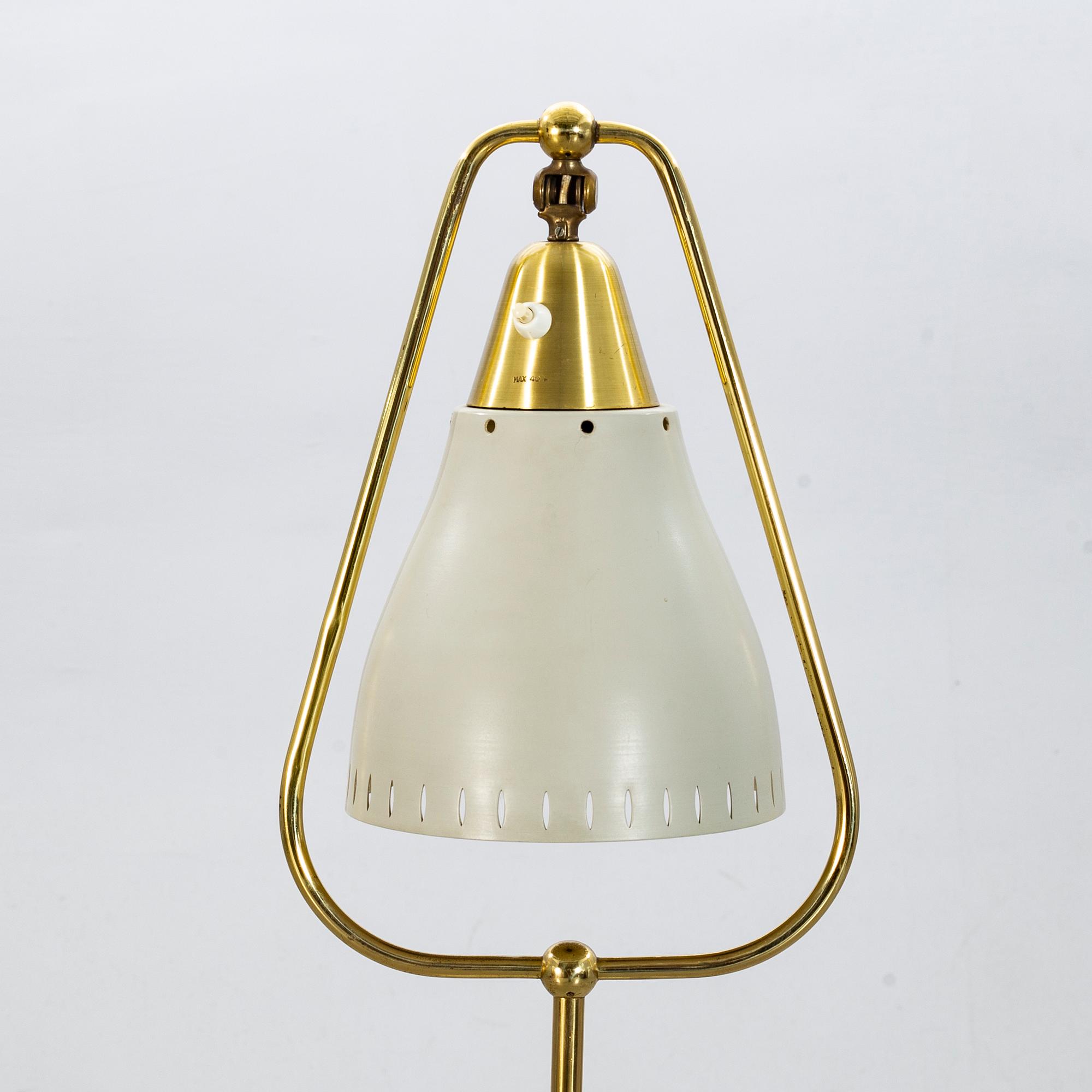 GOLVLAMPA, troligen Göteborgs Armaturfabrik AB, andra halvan av 1900-talet.