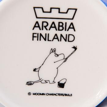 TWO MOOMIN-MUGS, porcelain, 'Mug blue' and 'Mug yellow', Moomin Characters, Arabia 1990-1996.